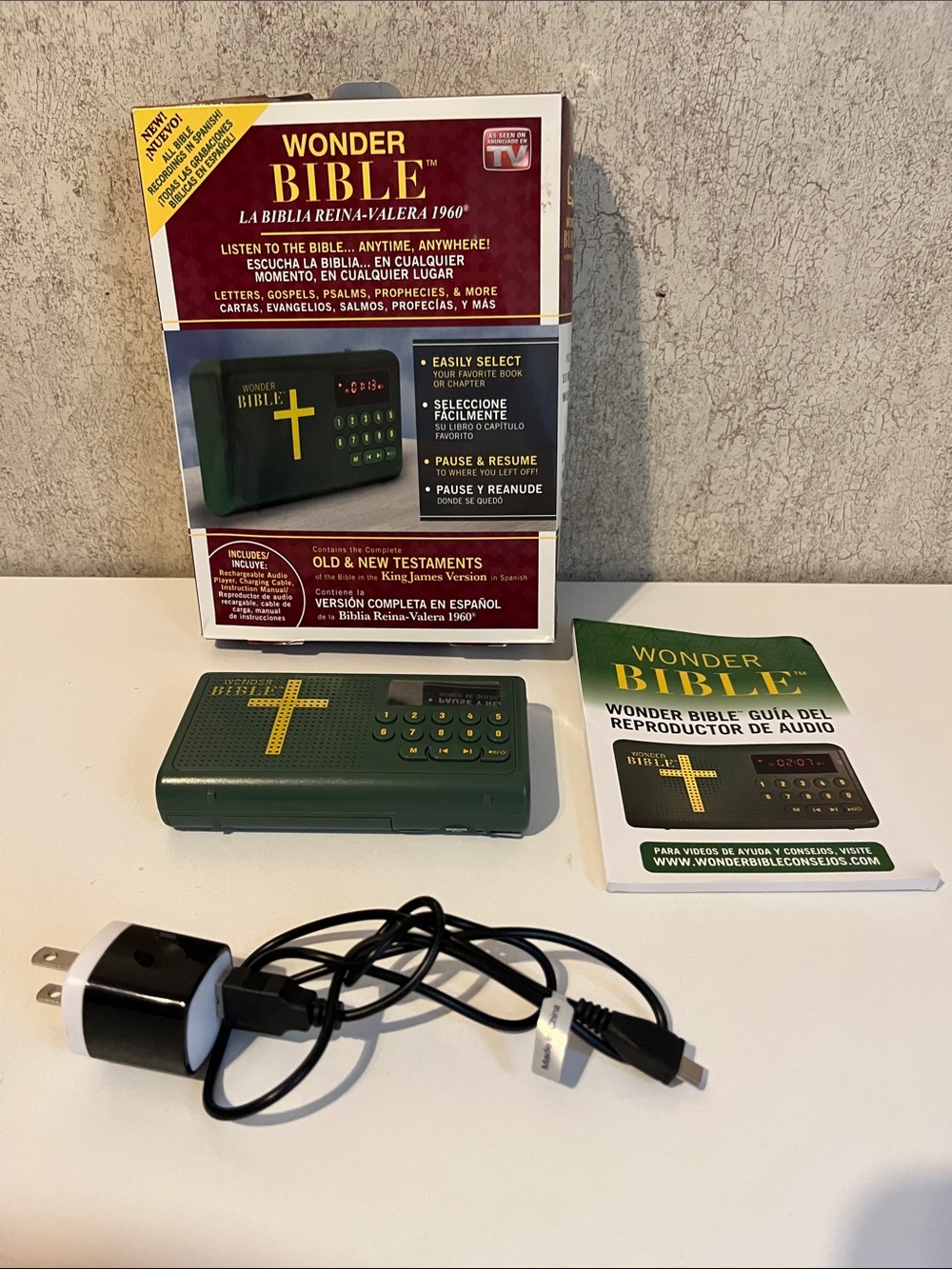Wonder Bible Green RV60 Audio Spanish Old & New Testament works needs battery